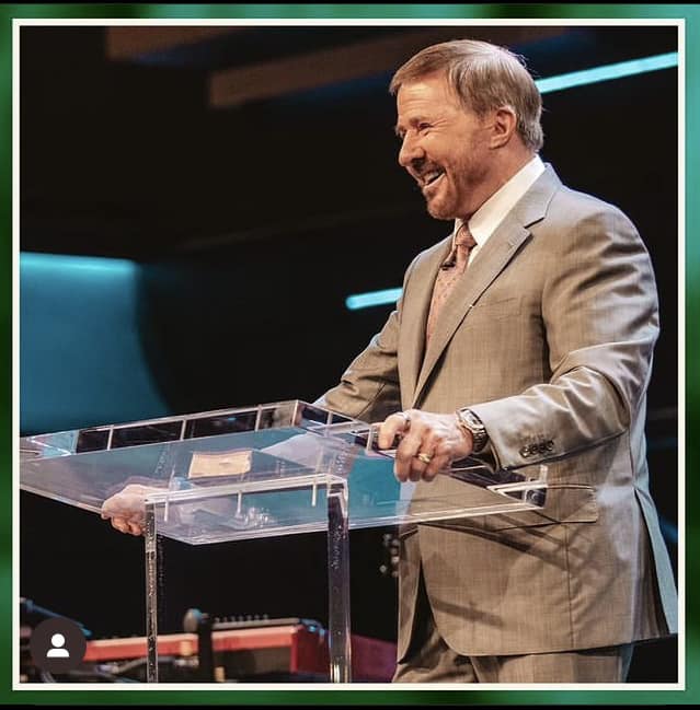 How much is Pastor Mac Hammond worth? Wikipedia, age, wife